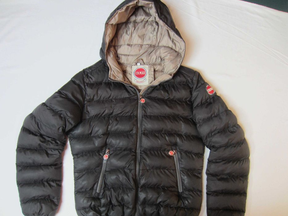 Geaca Colmar, masura S-M,poliester, gluga nedetasabila,culoare neagra