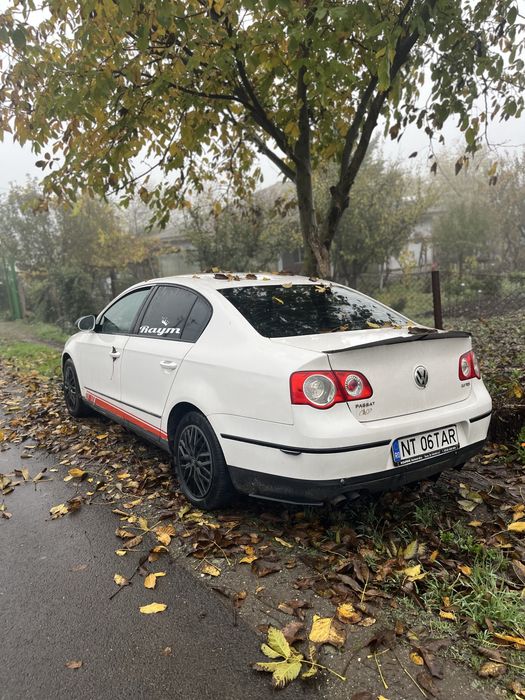 De vanzare passat B6.