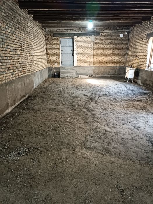 Сдаётся в аренду  большое  помещение под склад или цех 125кв.м , ор-