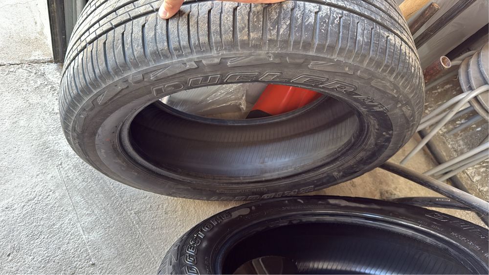 Продам резину р20 265/55 Bridgestone в отличном состоянии 2шт