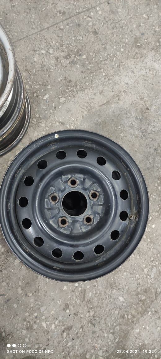 Диски железные 4 штуки r14 5*114,3