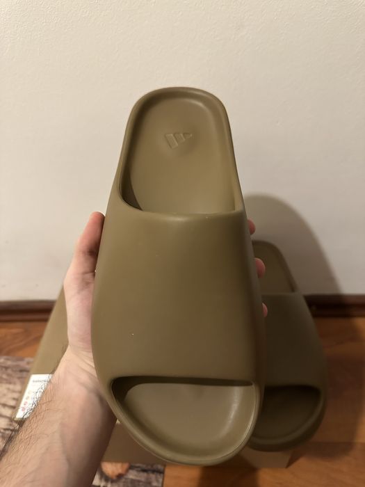 Adidas Yeezy Slide Core