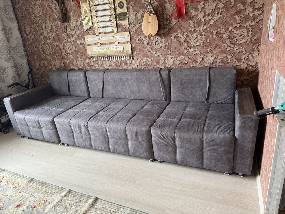 Диван для гостинной