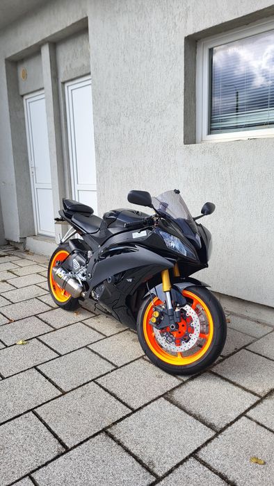Yamaha R6 2008 – Putere, precizie și pasiune pe două roți!