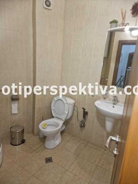 Продава се Тристаен апартамент в Пловдив, Христо Смирненски - 97 кв.м за 1526 €/кв.м - Снимка #8