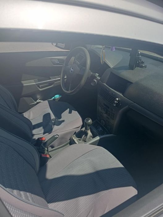 Opel Astra H pentru Dezmembrări