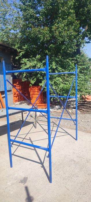 Телескопические стойка и опалубка