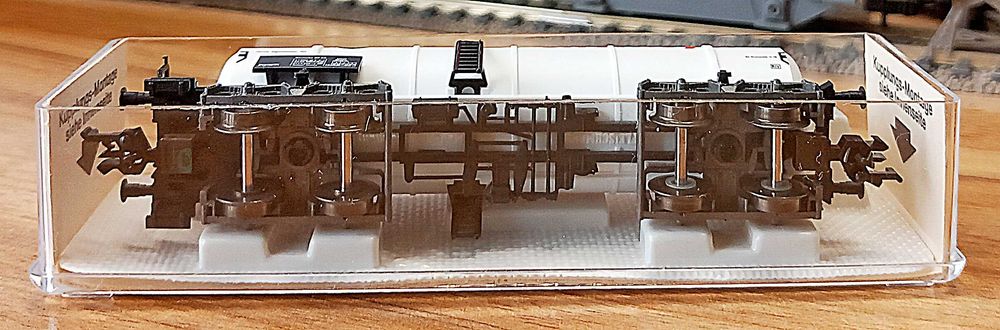 Вагон на Fleischmann 8484 - N - DC - DB - втора ръка /като нов/