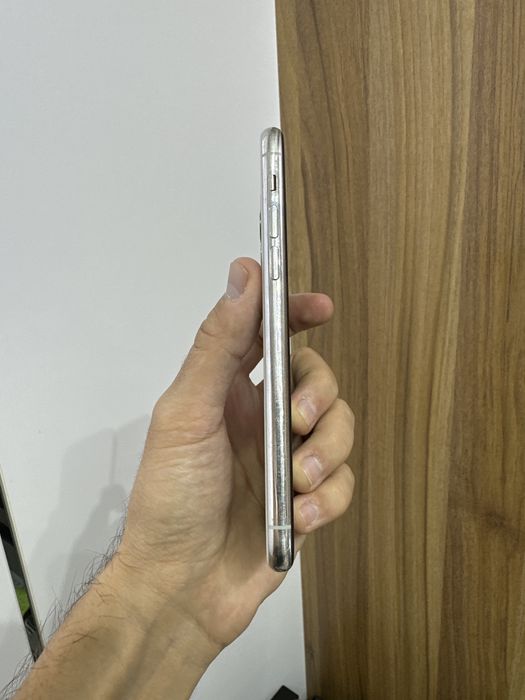 iphone 11pro silver 64gb 73%