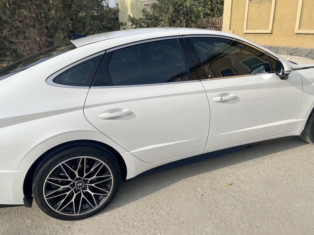 Продам Hyundai sonata 2,5л