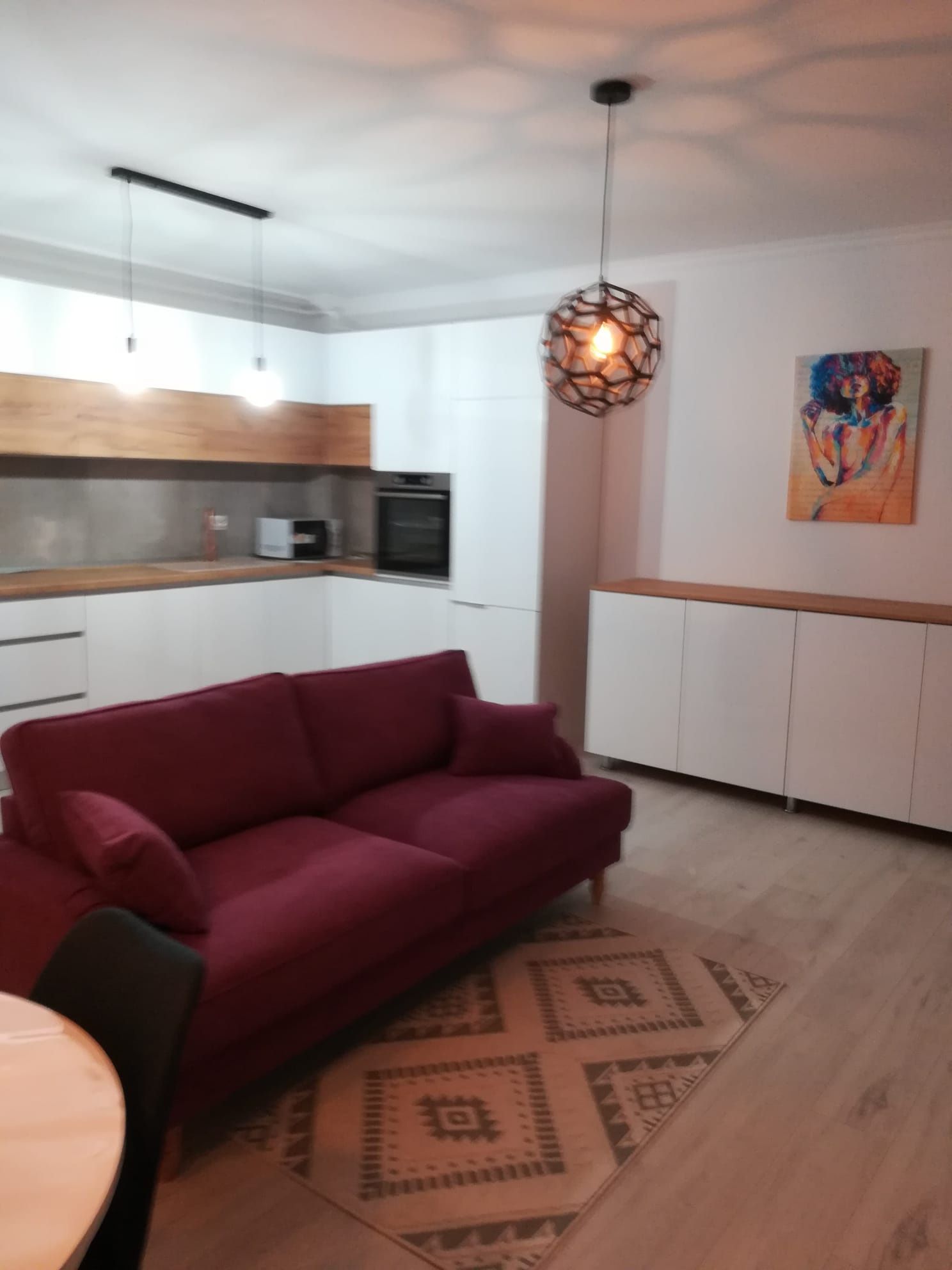 Închiriez apartament 2 camere Florești