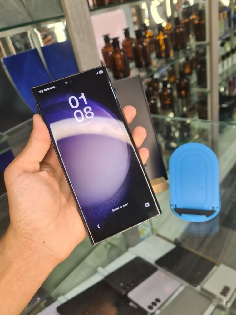 Samsung galaxy s23 ultra 5G 12/256gb holati harxil