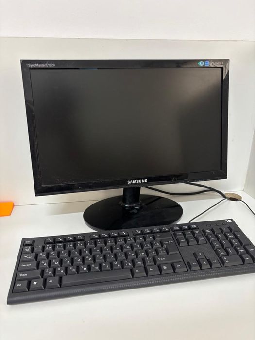 Продам компьютерный комплект