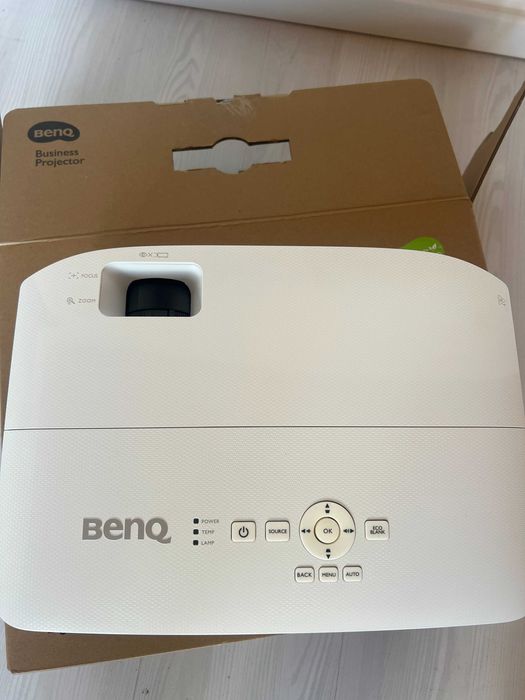 Videoproiector BenQ MS535, SVGA, 3600 lumeni, alb, nou !!