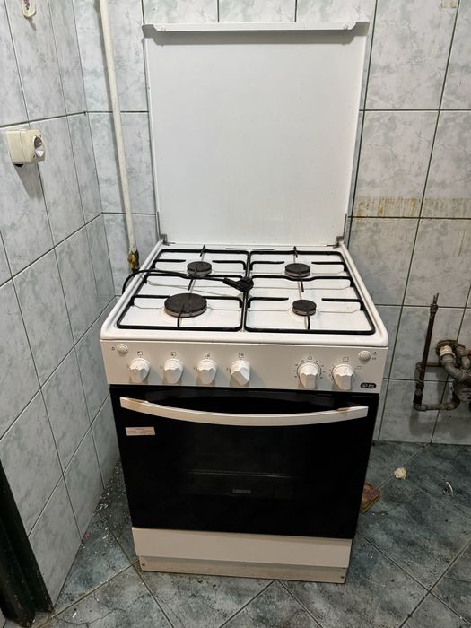 aragaz lat 60cm in stare foarte buna