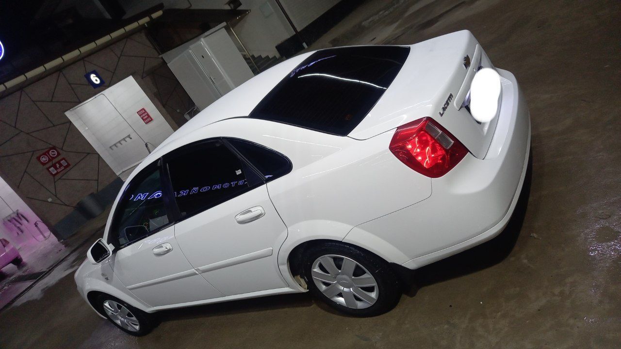 Вариант выкуп Лассети 2011г вариант 5тыс начальный lacetti белый 98тыс