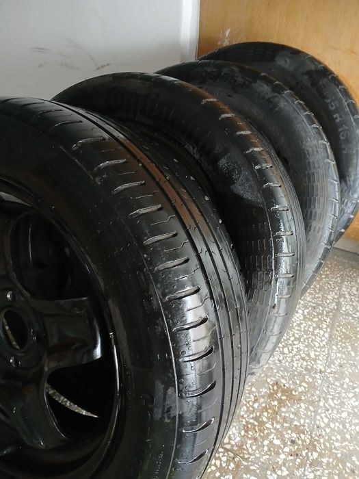 Jamta tabla logan r16 cu anvelope vara Continental