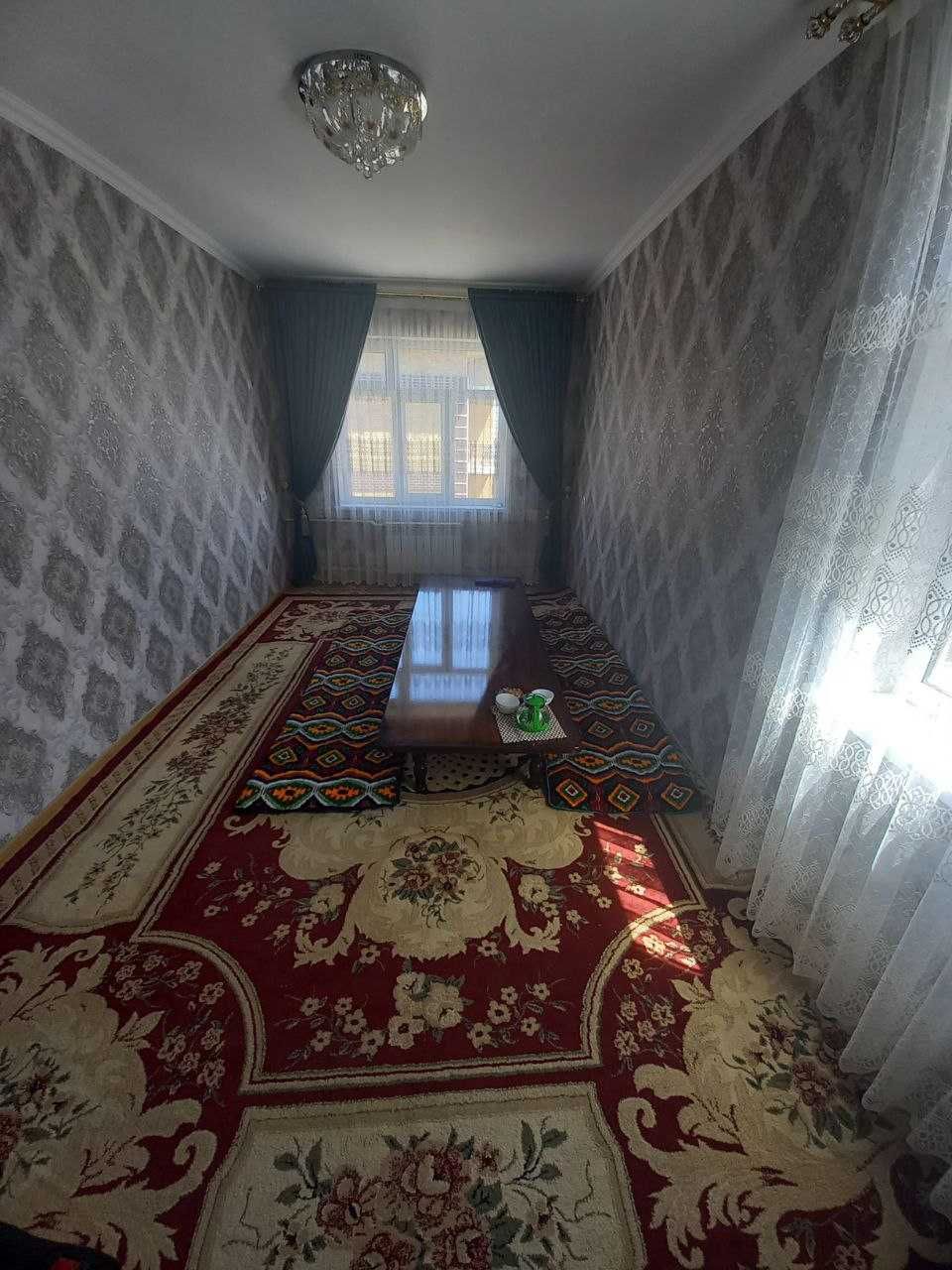 Navoiy shahrida 1 xonali kvartira sotiladi