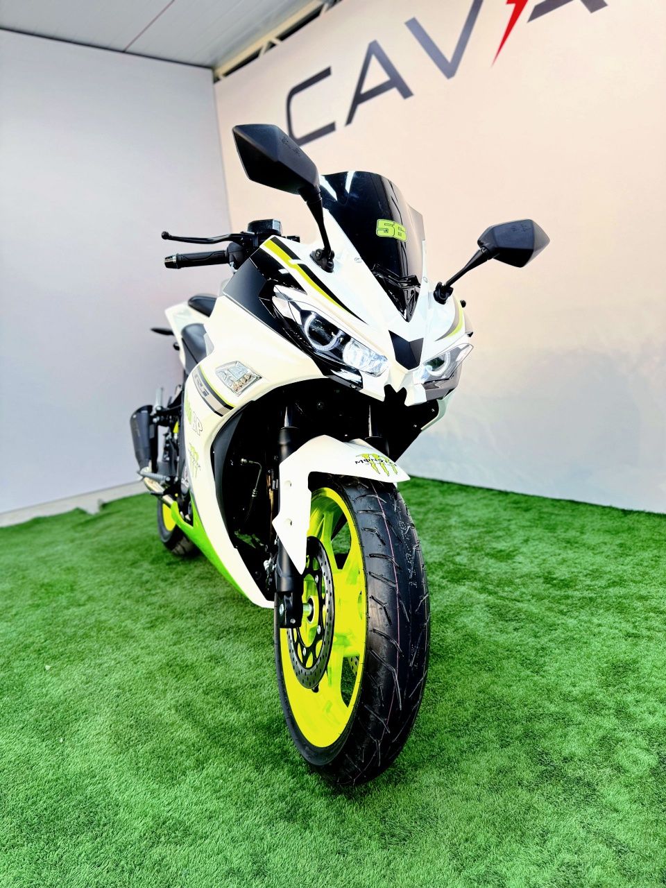 Motobike sotiladi yangi