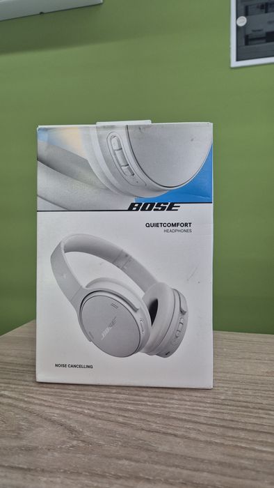 Bose QuietComfort Headphones White Noise Cancelling