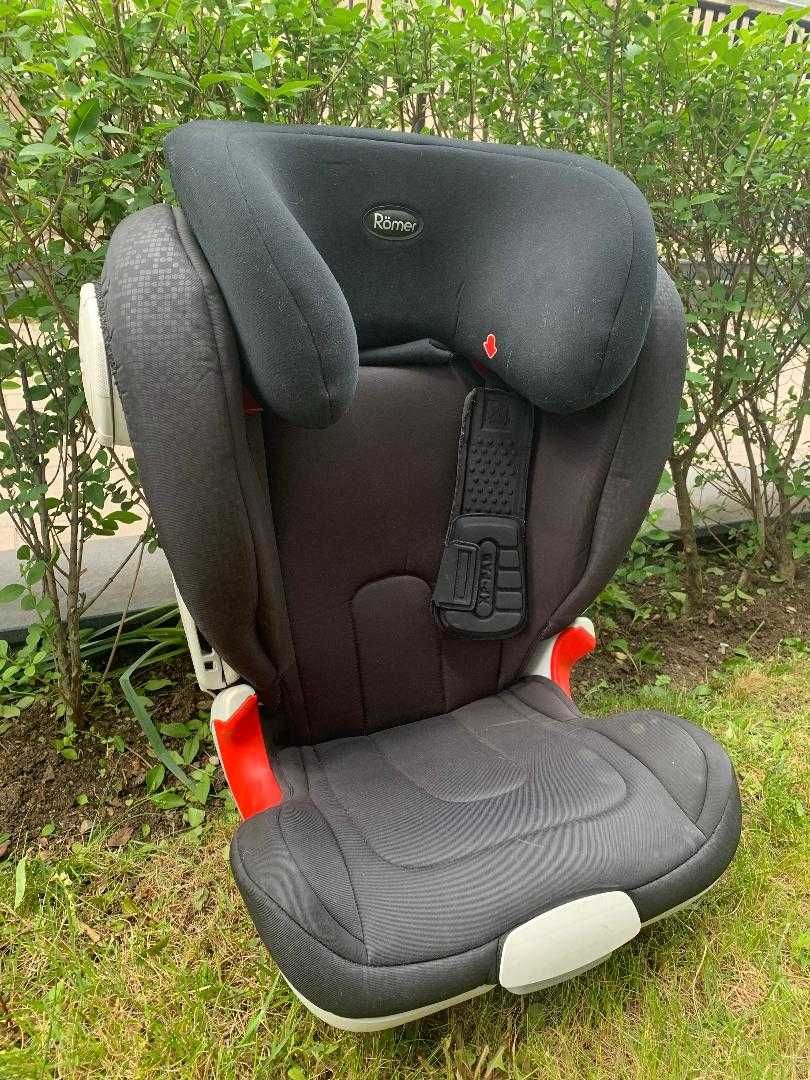 Детски столчета за кола Britax Multitech и Britax Romer Kidfix