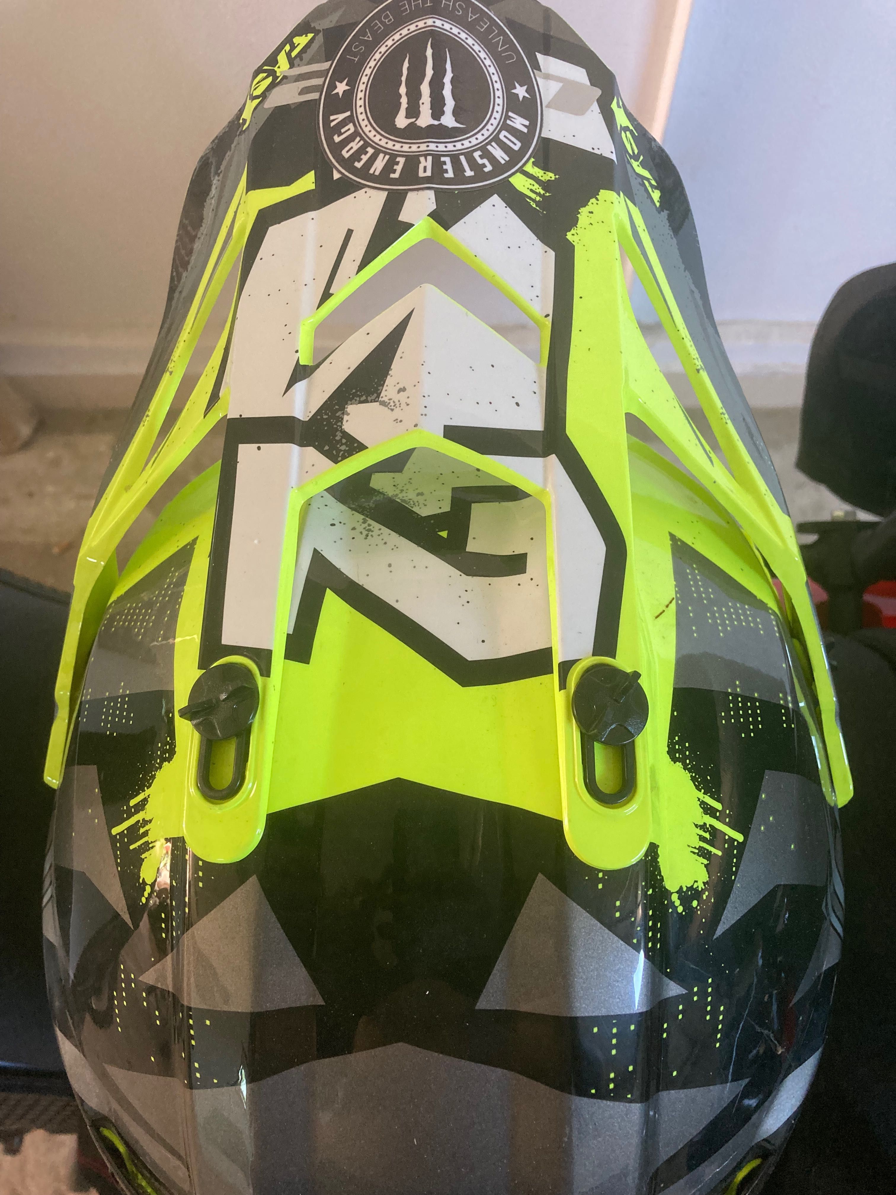 Каска LS2 fast E10
