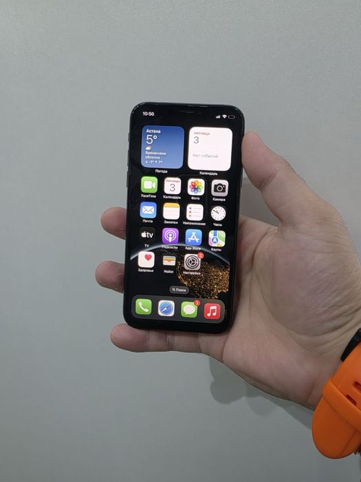 iPhone XS 256GB продам