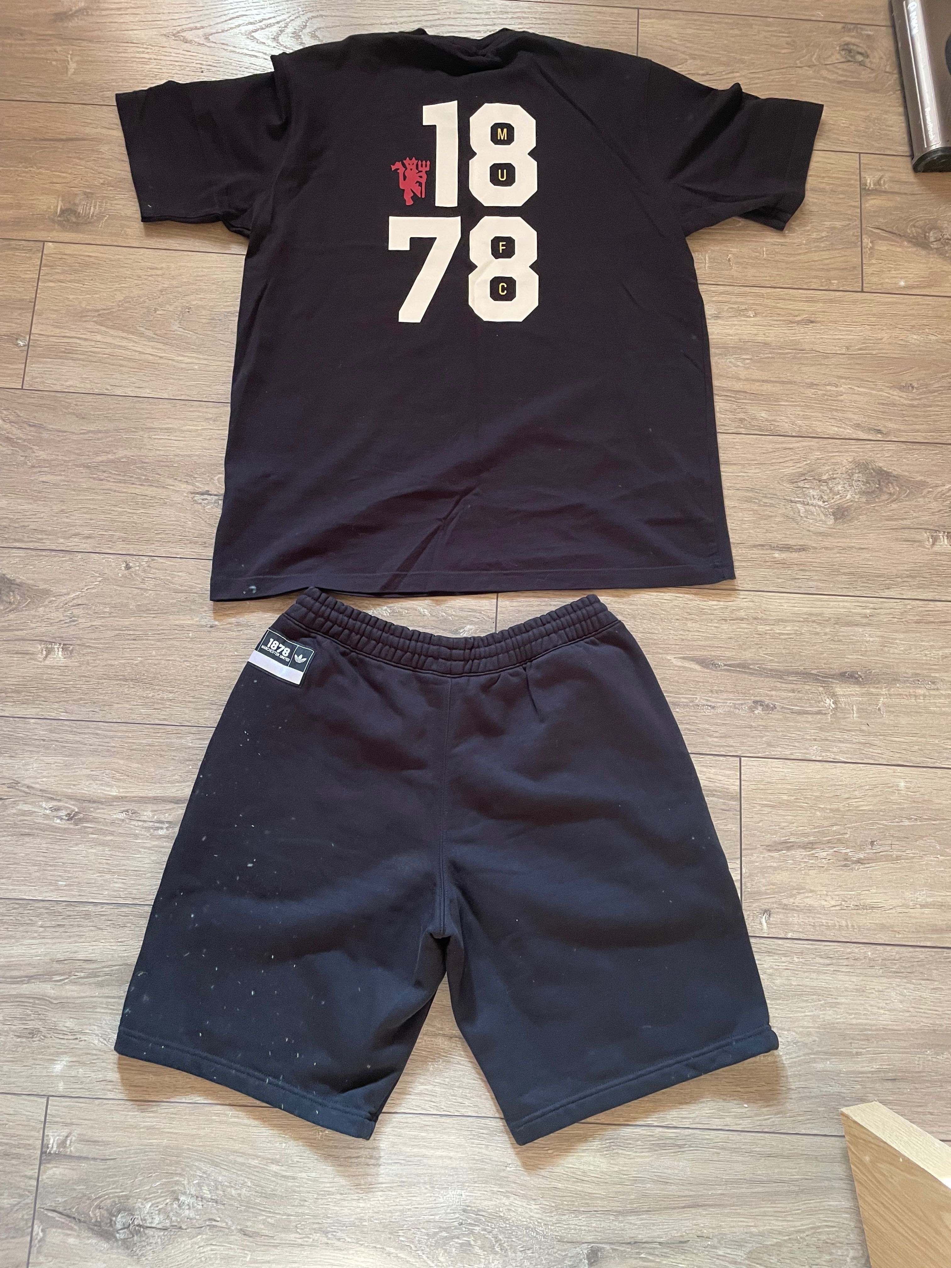 Спортен екип Adidas Manchester United размер Large нов