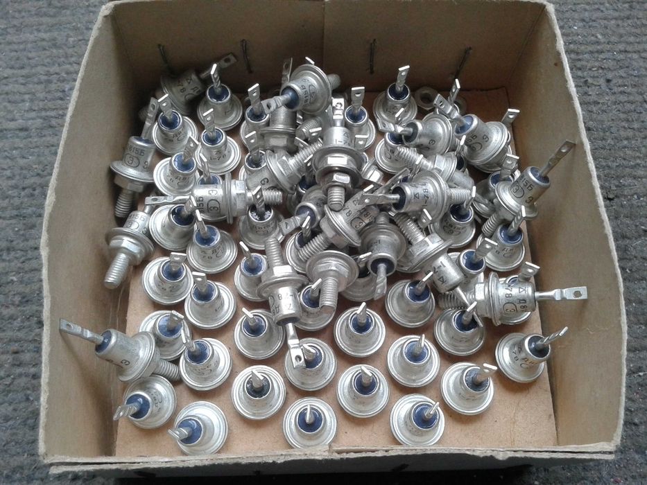 ретро телефон-фенери-колони-радиостанция моторола.инструменти лот