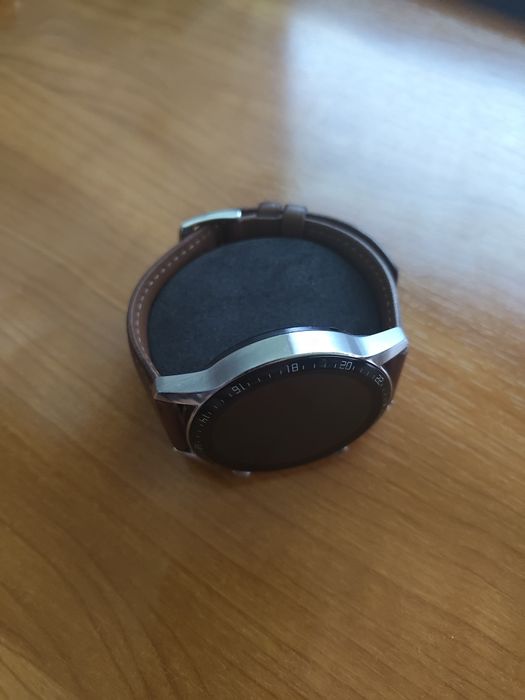 Ceas Smartwatch Huawei GT2 46mm curea piele maro si 2 curele siicon
