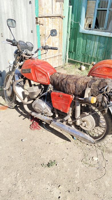 Продам Иж -юпитер на ходу двух цилиндровы колеса новые 200 000