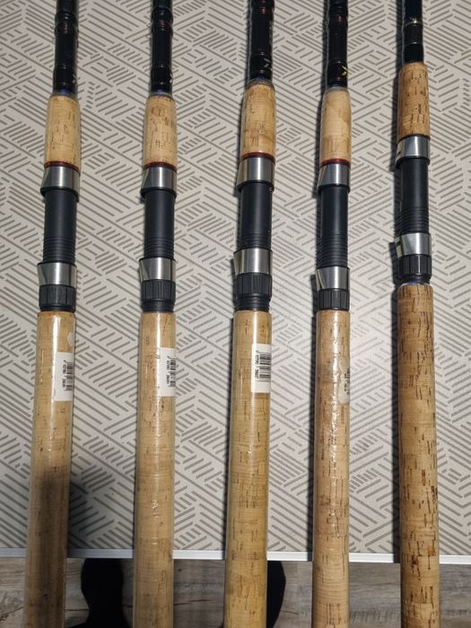 Vând lanseta telescopica daiwa megaforce