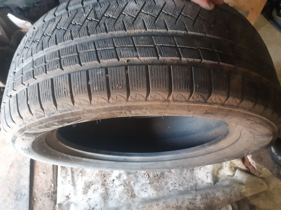 Продам шины R20 triangle