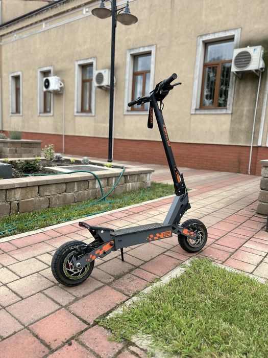 Vand trotineta electrica Kukirin G2 2025