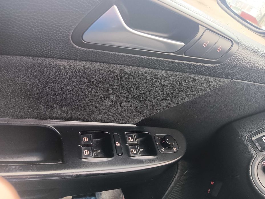 Vând VW Passat 2010