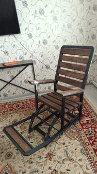 Продам кресло качалка в стиле лофт новая