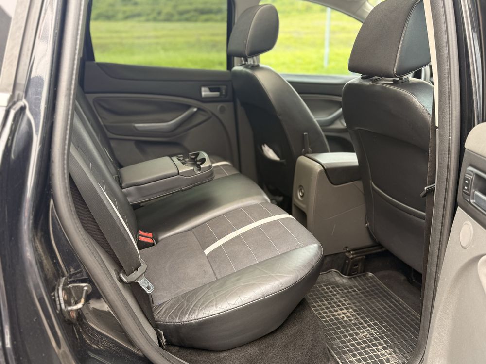 Ford Kuga 4X4 Navigație Panoramic titanium