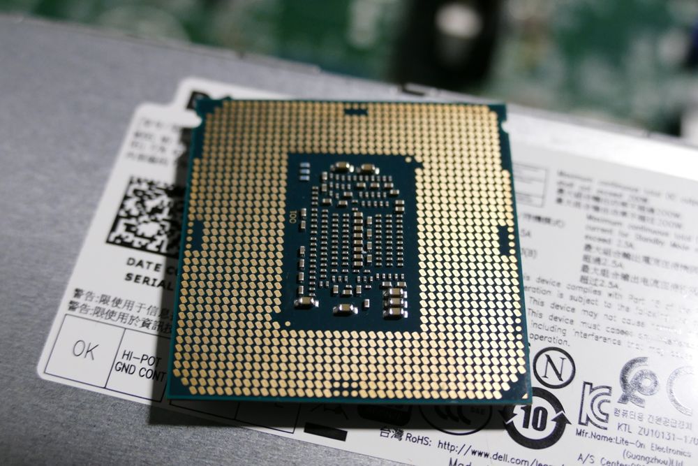 Procesor Intel i3-8100 (4 C, 4T), 3.6 GHz, LGA 1151, Testat, perfect