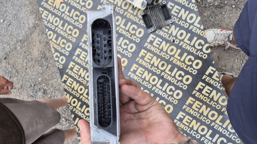 Компютър Двигател за БМВ Е46 1.8 бензин