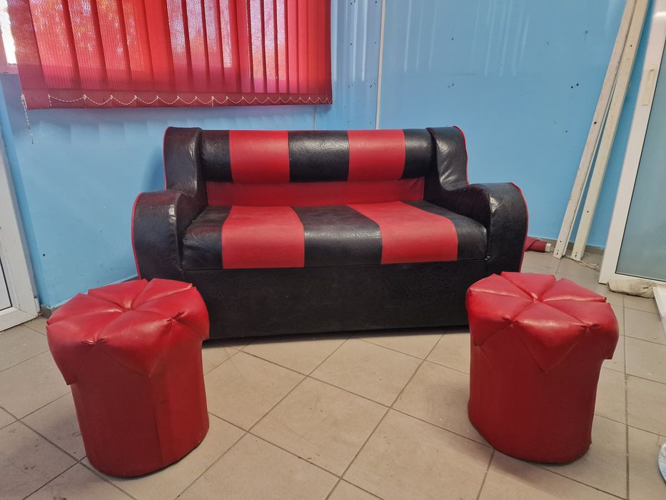 Mobilier și tabureti