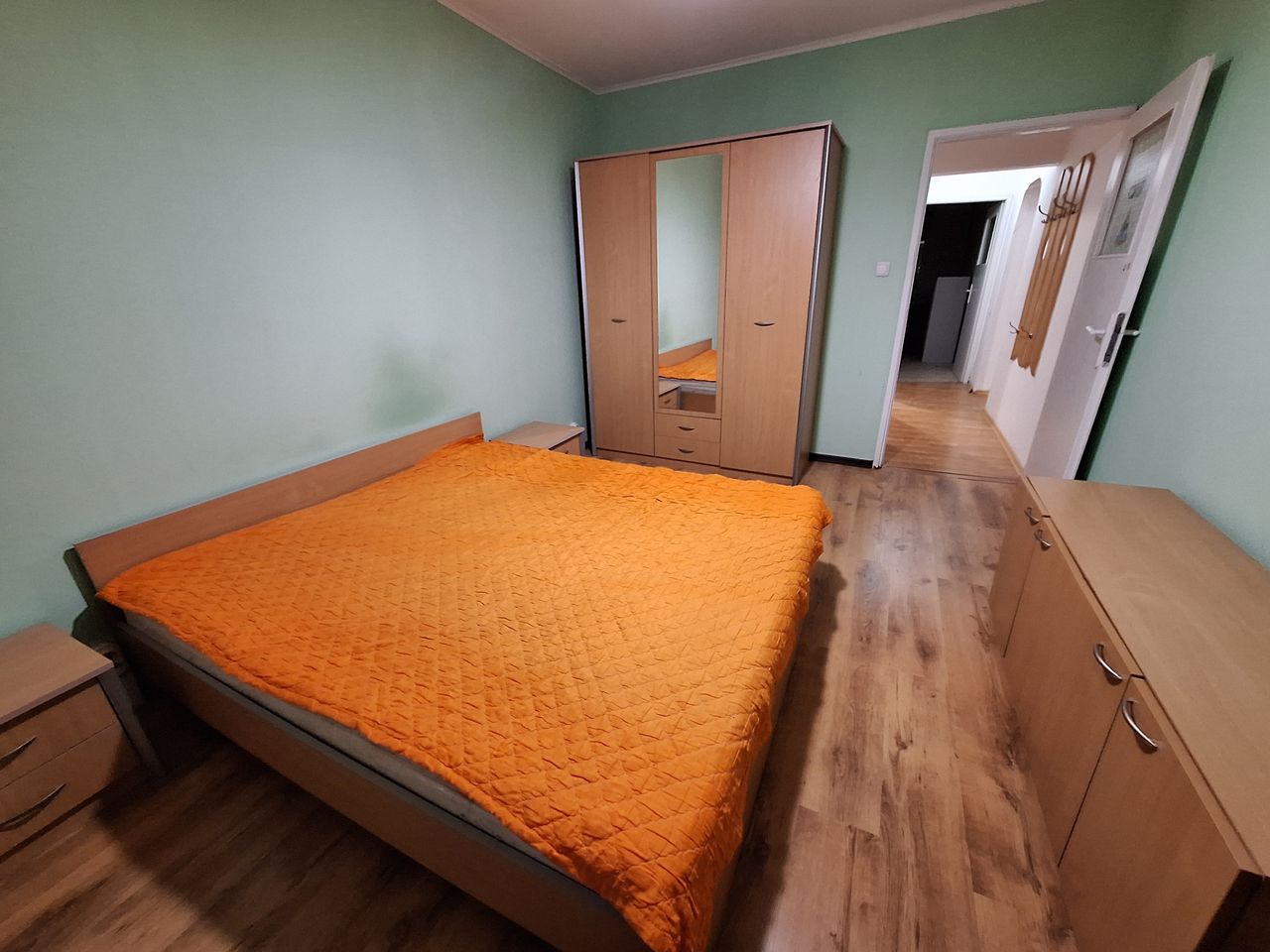 Дава се под наем Ателие в София, Връбница 1 - 28 кв.м за 306 € - Снимка #1