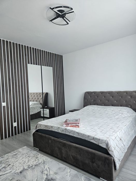 Inchiriez apartament