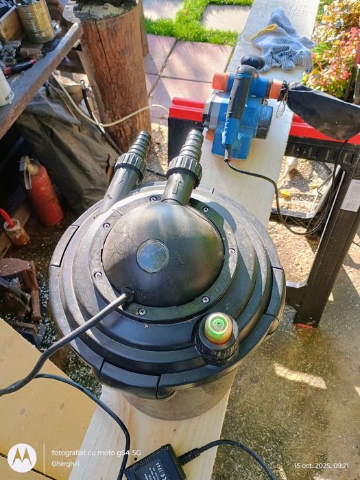 Filtru iaz sub presiune cu lampa UVC