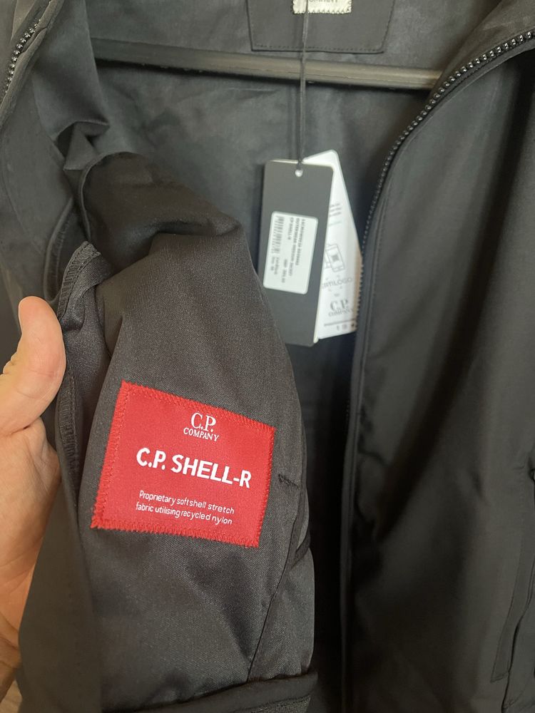 Geaca impermeabila CP Company