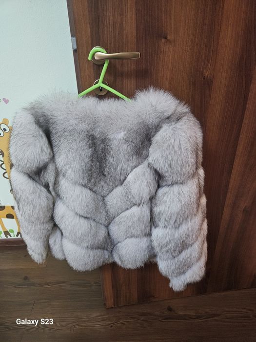Haina de blana cu insertii de piele