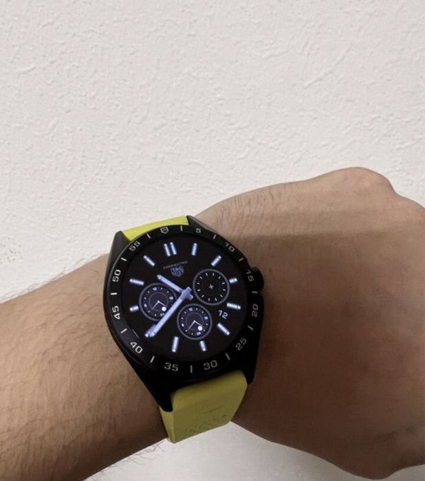 В продаже часы Tag Heuer Connected 4 45mm