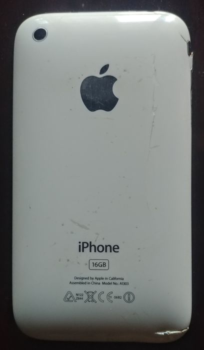 iPhone 3s на запчасти