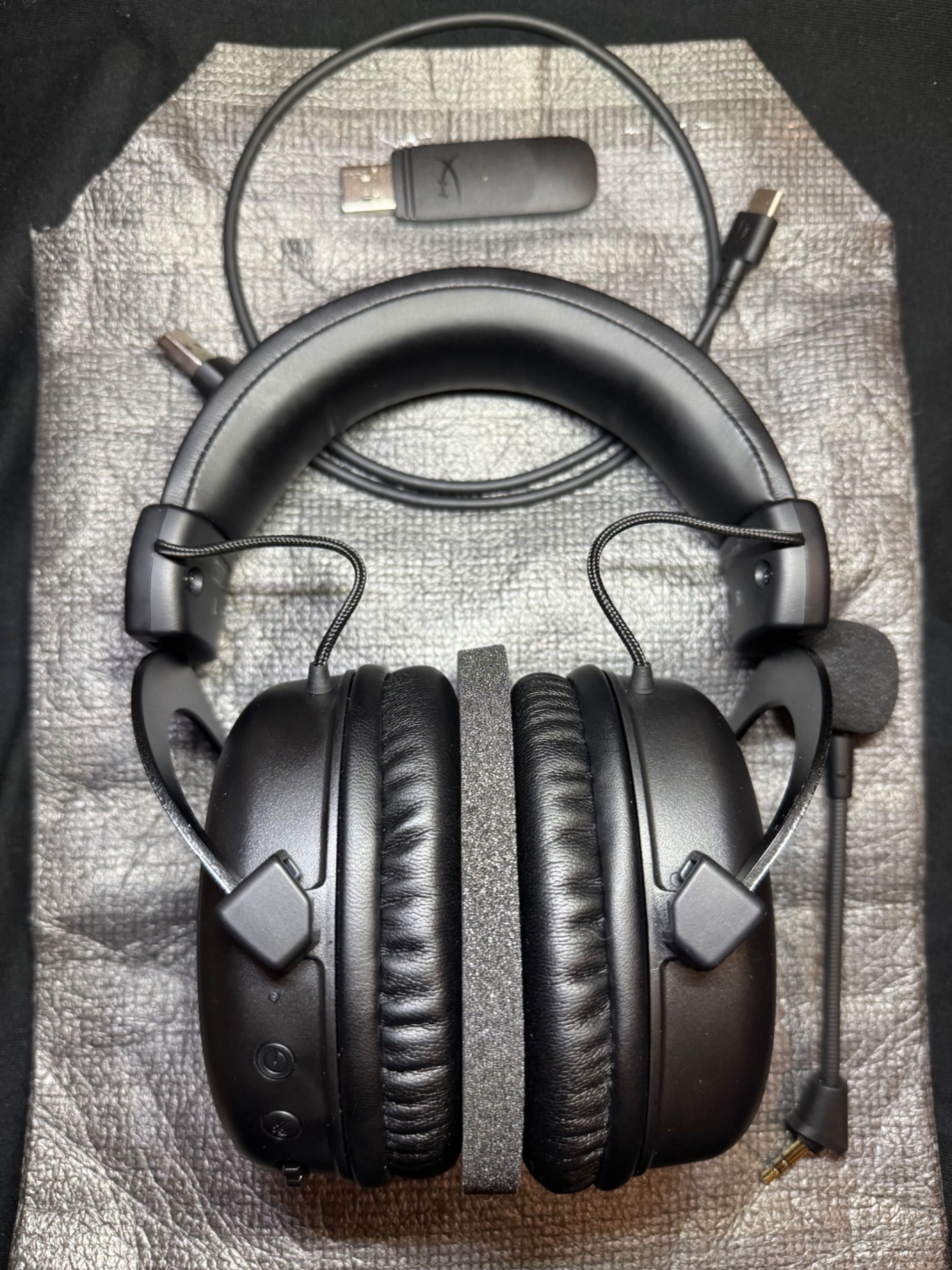 HyperX Cloud II Core Black Безжични геймърски слушалки с микрофон