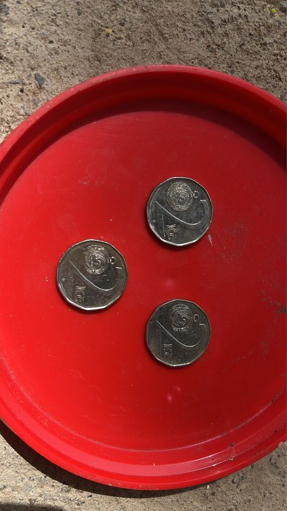 Vand monede vechi din Republica Ceha