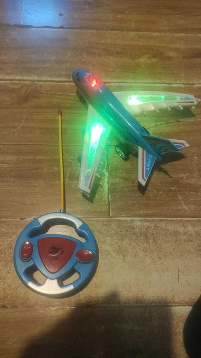 avion copii cu telecomanda